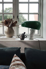 MarbleGlow Design Tischlampe | Marmor-Dekoration | LED-Licht | Elegante Beleuchtung für Zuhause