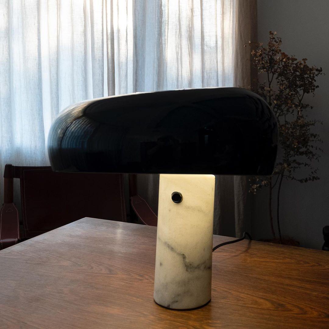 MarbleGlow Design Tischlampe | Marmor-Dekoration | LED-Licht | Elegante Beleuchtung für Zuhause