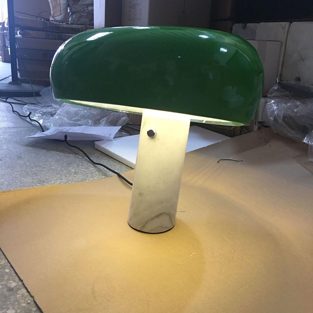 MarbleGlow Design Tischlampe | Marmor-Dekoration | LED-Licht | Elegante Beleuchtung für Zuhause