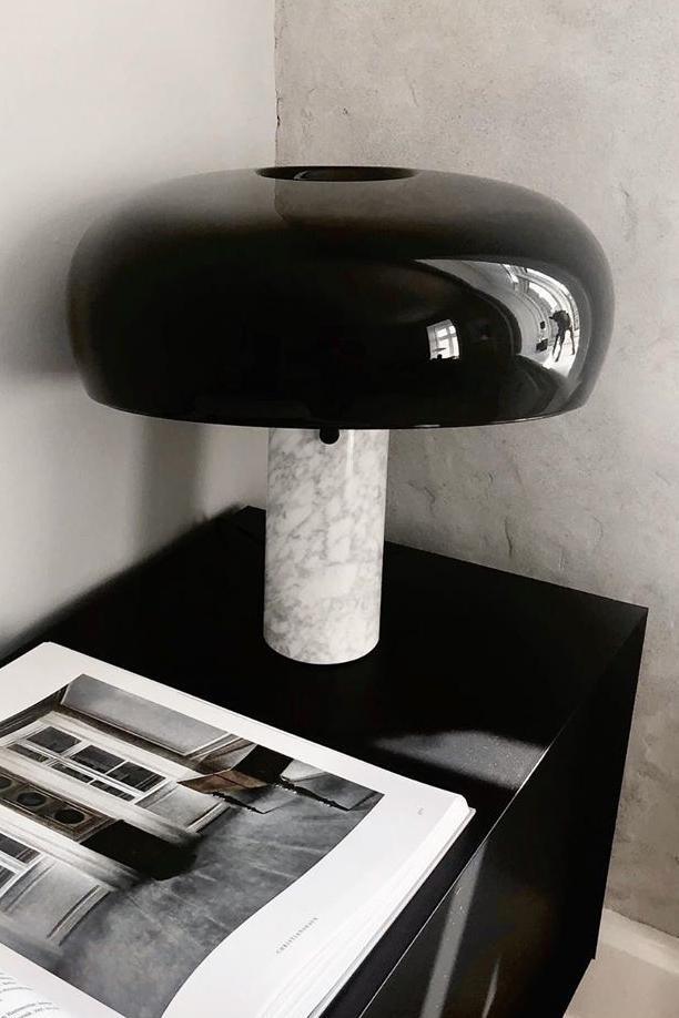 MarbleGlow Design Tischlampe | Marmor-Dekoration | LED-Licht | Elegante Beleuchtung für Zuhause