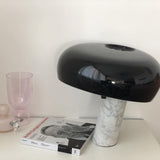 MarbleGlow Design Tischlampe | Marmor-Dekoration | LED-Licht | Elegante Beleuchtung für Zuhause