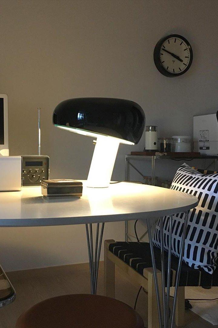MarbleGlow Design Tischlampe | Marmor-Dekoration | LED-Licht | Elegante Beleuchtung für Zuhause