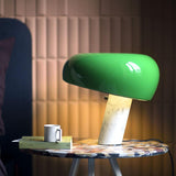 MarbleGlow Design Tischlampe | Marmor-Dekoration | LED-Licht | Elegante Beleuchtung für Zuhause