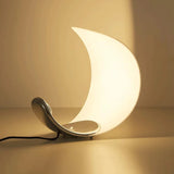 LunarisGleam Halbmond LED Tischlampe | Dimmbare Leselampe | Stimmungslicht | Elegante Wohnkultur