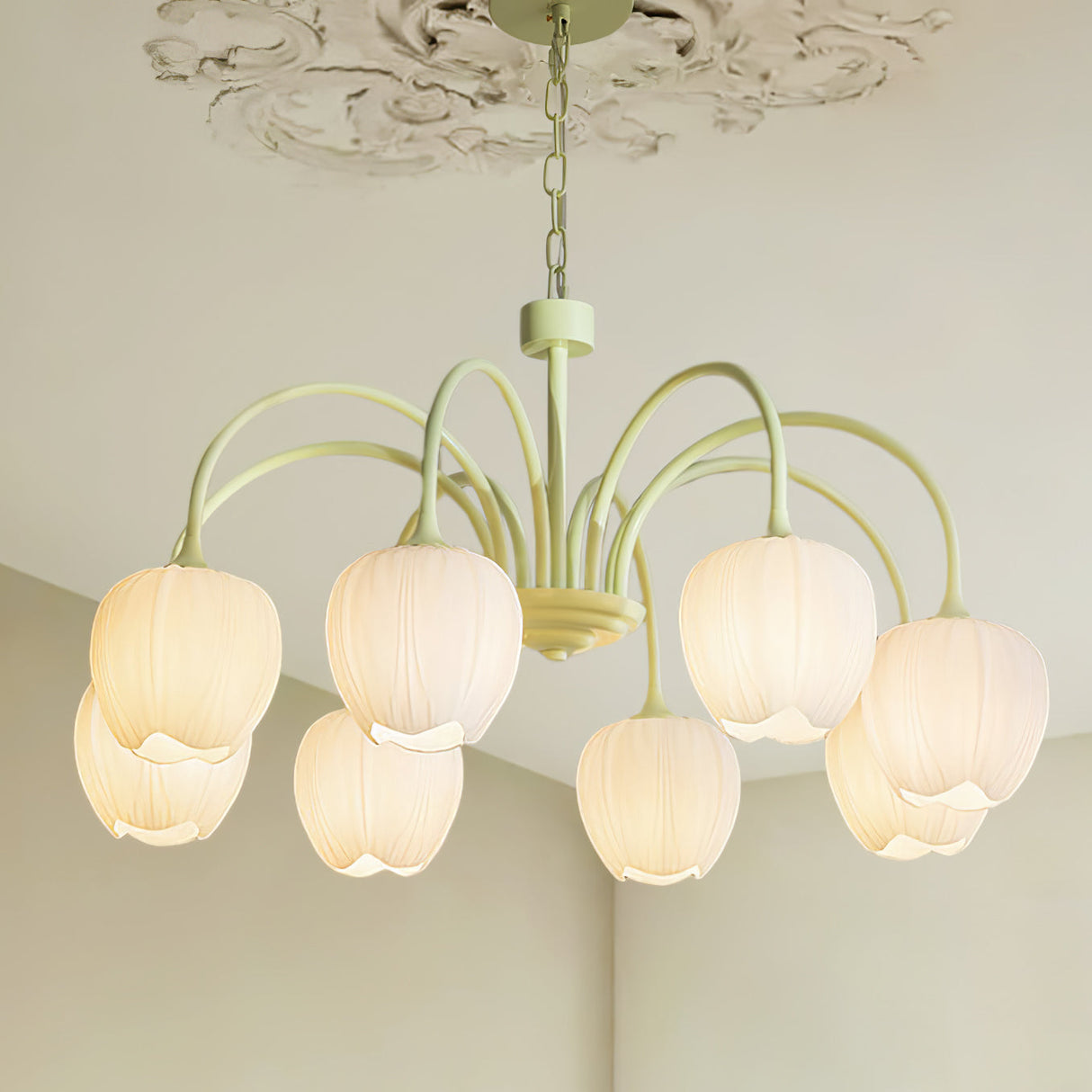 MatchaBloom Tulpen-Kronleuchter | Elegantes Design | Hochwertiges Glas | Perfekt für Esszimmer & Wohnzimmer