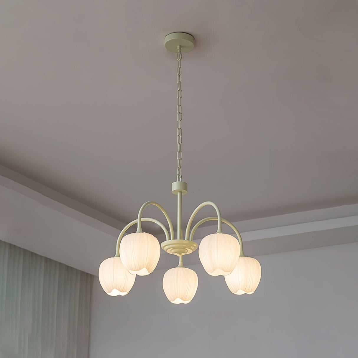 MatchaBloom Tulpen-Kronleuchter | Elegantes Design | Hochwertiges Glas | Perfekt für Esszimmer & Wohnzimmer