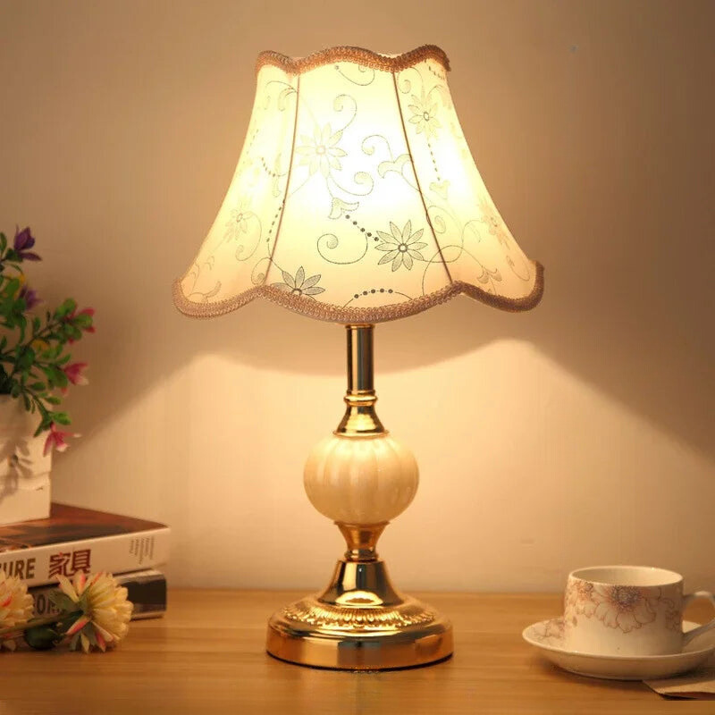 NordicVintage Tischlampe im nordischen Vintage-Stil | Retro Design | Stimmungslicht für Zuhause