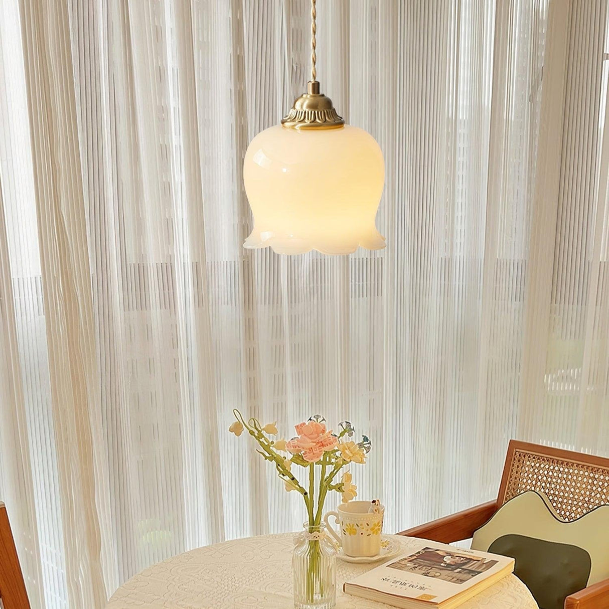 Bloomelia Talblume Pendelleuchte | Blütenförmiges Design | Elegante Beleuchtung für Zuhause