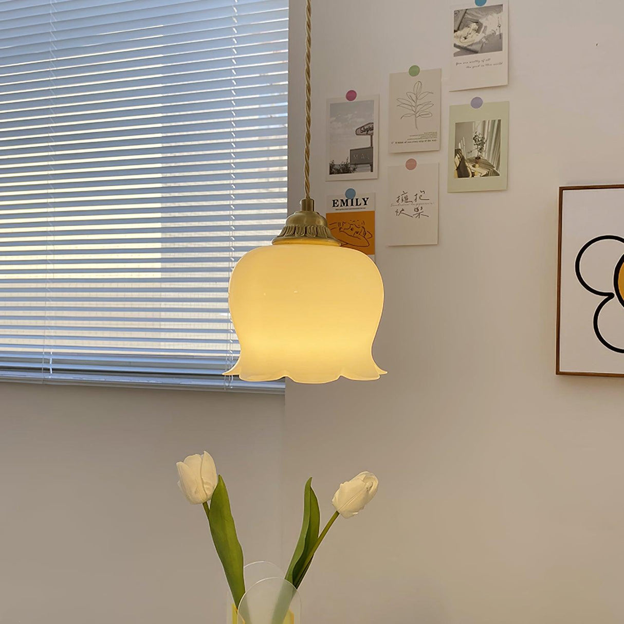 Bloomelia Talblume Pendelleuchte | Blütenförmiges Design | Elegante Beleuchtung für Zuhause