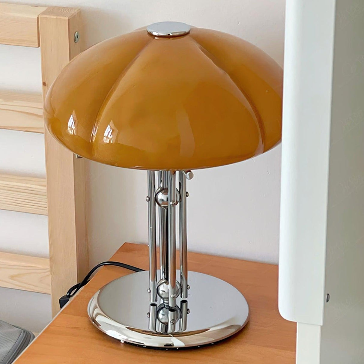 LumiDome Pilz-Tischlampe | Bauhaus Design Tischleuchte | Dekorative Beleuchtung | Stilvolle Nachttischlampe
