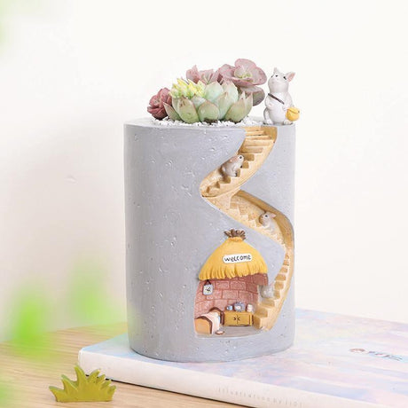 CritterHome Tierischer Blumentopf | Dekorativer Pflanztopf für Zuhause | Stil: Igel oder Hase