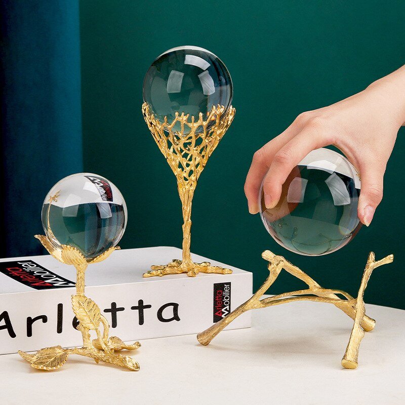 CrystalGlobe Eleganter Kristall-Glasball | Dekorationsobjekt mit filigranen Mustern
