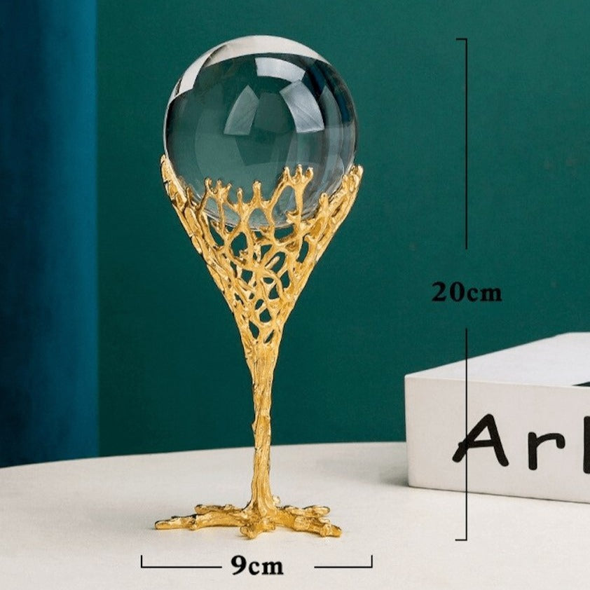 CrystalGlobe Eleganter Kristall-Glasball | Dekorationsobjekt mit filigranen Mustern