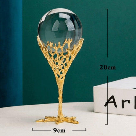 CrystalGlobe Eleganter Kristall-Glasball | Dekorationsobjekt mit filigranen Mustern