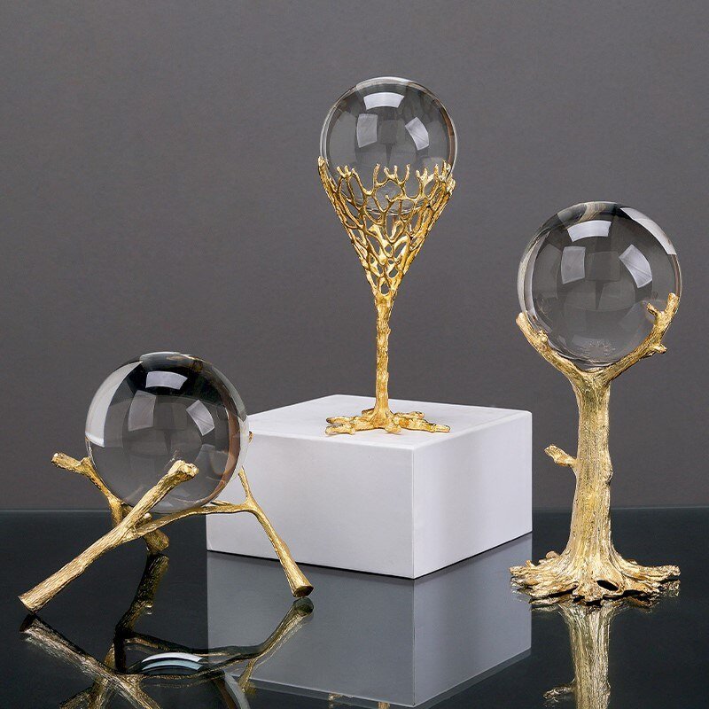 CrystalGlobe Eleganter Kristall-Glasball | Dekorationsobjekt mit filigranen Mustern
