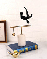 FlexionArt Moderne Gymnastik-Skulptur | Elegante Dekofigur | Stilvolle Wohnkultur für Zuhause und Büro