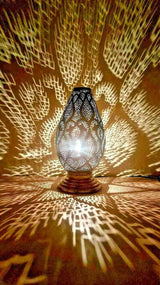 LumiMyst Marokkanische Tischlampe | Orientalische Laterne | Handgearbeitet | Stimmungsvolle Beleuchtung für Zuhause