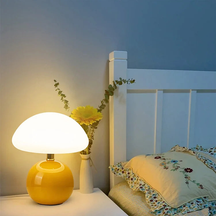 LumiFungi Elegante Pilz-Lampe | LED Tischlampe | Dekorative Beleuchtung | Perfekt für Wohnzimmer & Schlafzimmer