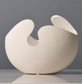 CrackElegance Weiße Keramik-Eivase | Handgefertigt | Modernes Design | Dekorative Wohnaccessoires