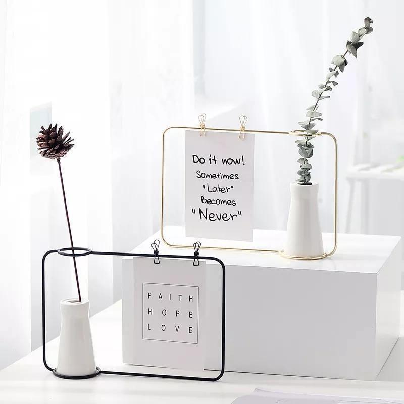 FrameVase - Metall Bilderrahmen mit Keramikvase und Clips | Dekorative Fotoanzeige | Moderne Wohndeko