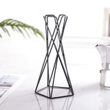 GeoTwist Metall Air Pflanzenhalter | Modernes Design | Geometrische Deko