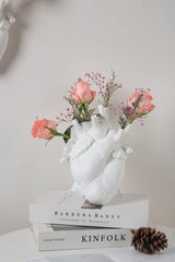 HeartSoul Herzförmige Keramikvase | Anatomisches Design | Dekovase für Zuhause | Stilvolle Blumenvase