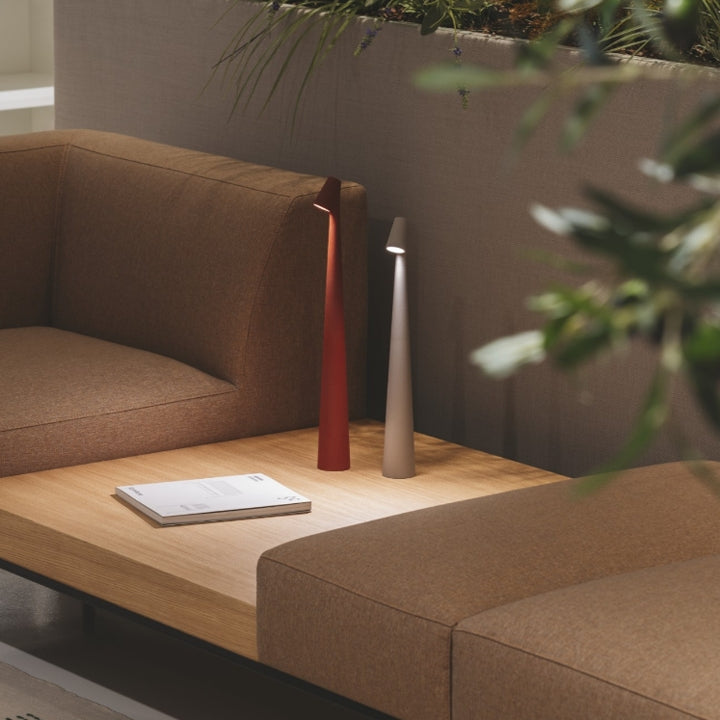 LumiSculpt Moderne LED Tischlampe | Skulpturales Design | Dimmbares Stimmungslicht | Perfekt für Zuhause & Büro