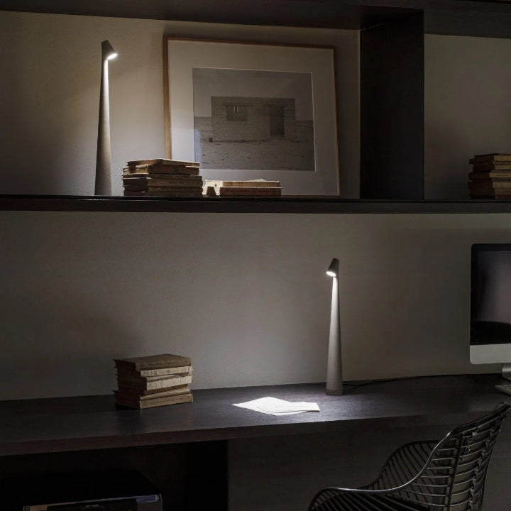 LumiSculpt Moderne LED Tischlampe | Skulpturales Design | Dimmbares Stimmungslicht | Perfekt für Zuhause & Büro