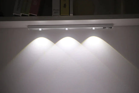 LumiShine Sensor Nachtlicht | Bewegungsmelder | Energiesparend | Kabelloses Design | 1+1 Aktion