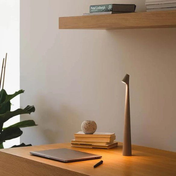 LuminoLite Tragbare LED Tischleuchte | Kabellose Stimmungs- und Leselampe | Perfekt für Innen und Außen | Deko für Zuhause und Büro