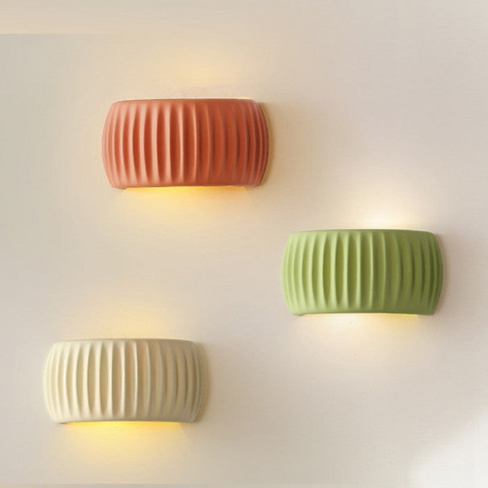 LuxeRib Moderne Art Deco Wandleuchte | Harz & LED Design | Stilvolle Beleuchtung für Zuhause