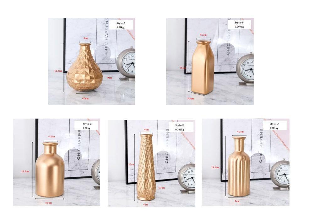 GoldElegance Tischvase | Moderner Blumenschmuck | Luxuriöse Dekoration für Zuhause
