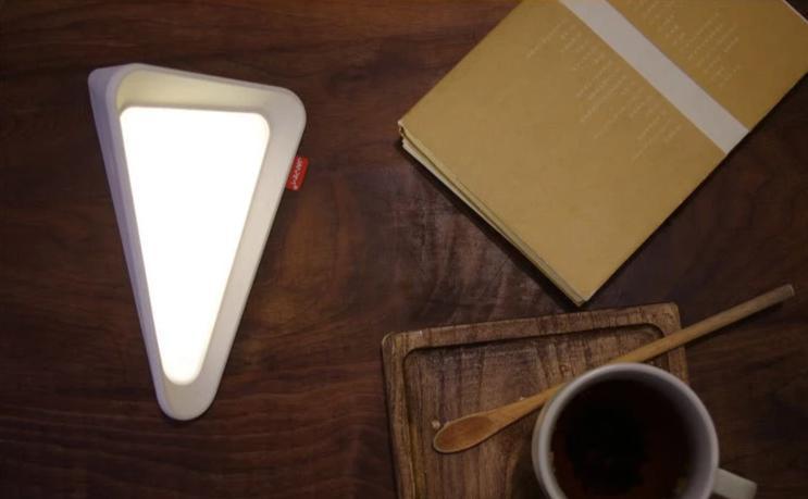 LumiTilt Minimalistisches LED Tischlampe | Faltbares Design | Touch-Steuerung | Perfekt für Büro & Zuhause