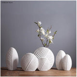 LeafDesign Keramikvase in Weiß | Zeitloses Blattmotiv | Wohnkultur | Verschiedene Größen