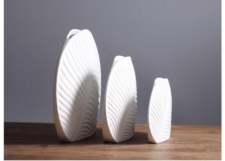 LeafDesign Keramikvase in Weiß | Zeitloses Blattmotiv | Wohnkultur | Verschiedene Größen