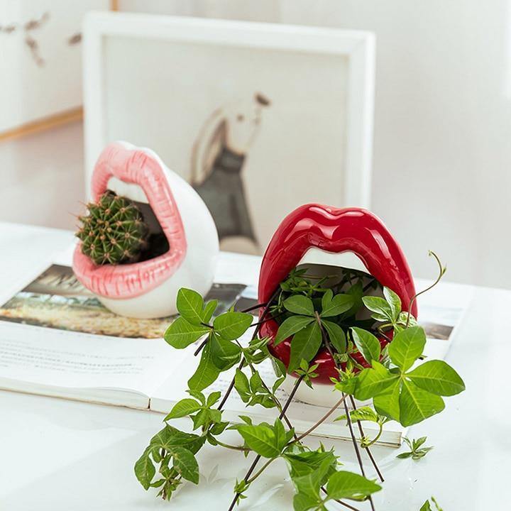 KissBloom Lippen-Keramik Blumentopf | Einzigartiges Design | Für Pflanzen & Deko | In Rot, Rosa & Lila