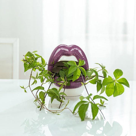 KissBloom Lippen-Keramik Blumentopf | Einzigartiges Design | Für Pflanzen & Deko | In Rot, Rosa & Lila