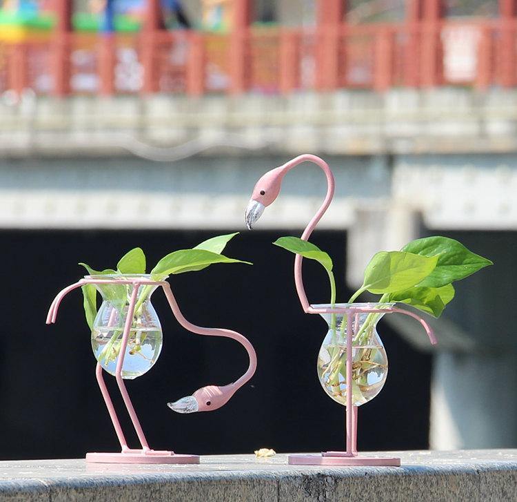 FlamigoBloom Tropische Deko-Vase | Zimmerpflanzengefäß | Stilvolle Glasvase mit Flamingo-Design