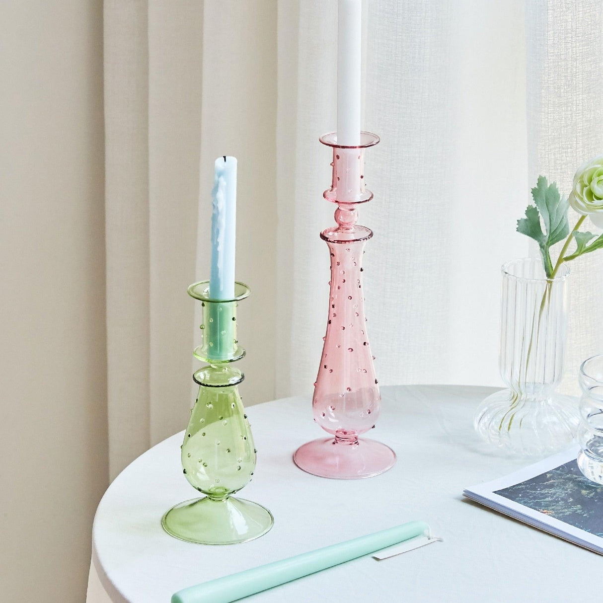 GlowCharm Pastellglas Kerzenhalter | Dekorative Kerzenständer | Elegante Tischdeko