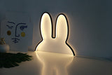 LumiRabbit Moderne LED Nachttischlampe | Dimmbar | Stimmungslicht | Kabelloses Design
