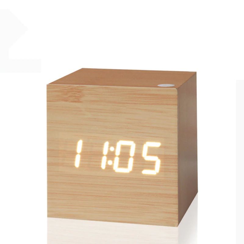 LumiCube Digitale Tischuhr | Minimalistisches Design | LED-Anzeige | Modern & Funktional | Perfekt für Zuhause & Büro