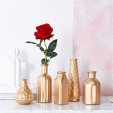 GoldElegance Tischvase | Moderner Blumenschmuck | Luxuriöse Dekoration für Zuhause