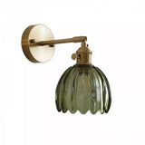 TulipGlow Wandlampe | Retro Design Blütenform | Glas & Metall | Dekorative Beleuchtung