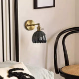 TulipGlow Wandlampe | Retro Design Blütenform | Glas & Metall | Dekorative Beleuchtung