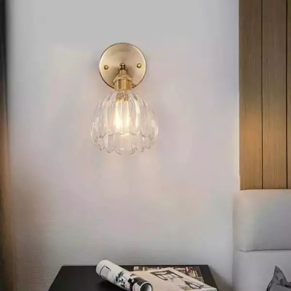 TulipGlow Wandlampe | Retro Design Blütenform | Glas & Metall | Dekorative Beleuchtung