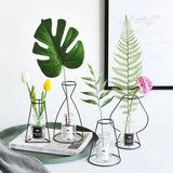 LineElegance Moderner Eisen-Vasenhalter | Minimalistisches Design | Perfekte Dekoration