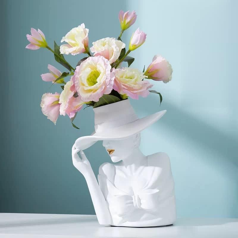 FemiVase Damenhut Design Vase | Kunstvolle Dekoration | Elegantes Wohnaccessoire | Handgefertigt