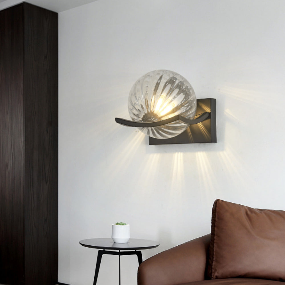 LumiGlide Moderne LED-Wandleuchte Glas | Elegantes Design | Warmweißes Licht | Perfekt für Innenräume