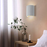 CurveLume Halbkreisförmige LED Wandleuchte | Modernes Design | Energieeffizient | Elegante Wandbeleuchtung