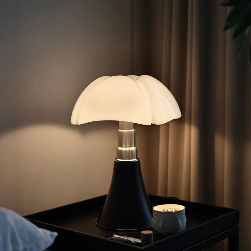 LumoraLED Designer Tischlampe | Vintage Stil | Warmes Licht | Dekorative Beleuchtung für Zuhause